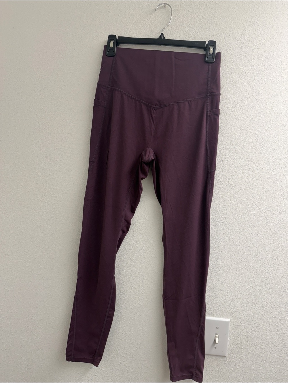 HALARA Plum High-Rise Leggings with Pocket full length size medium